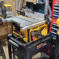 Dewalt Table Saw With deluxe cart