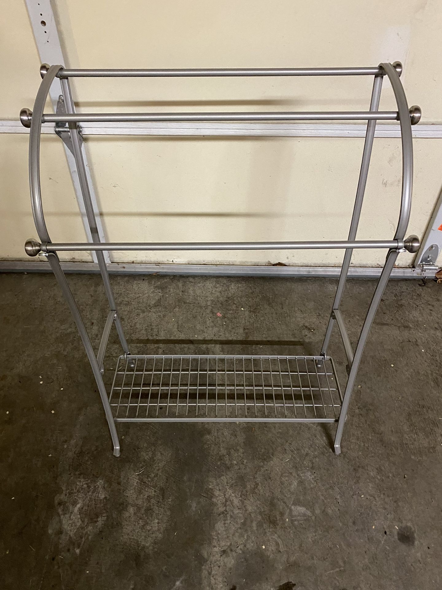 Towel Holder