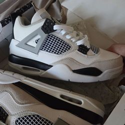 Air jordans 4 Retro