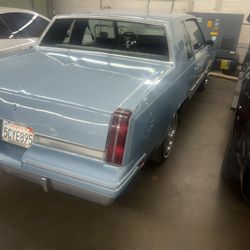 1985 Oldsmobile Cutlass Supreme 