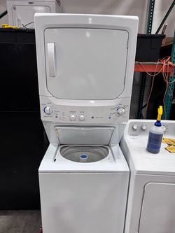 GE Stacked Washer Dryer Laundry Center