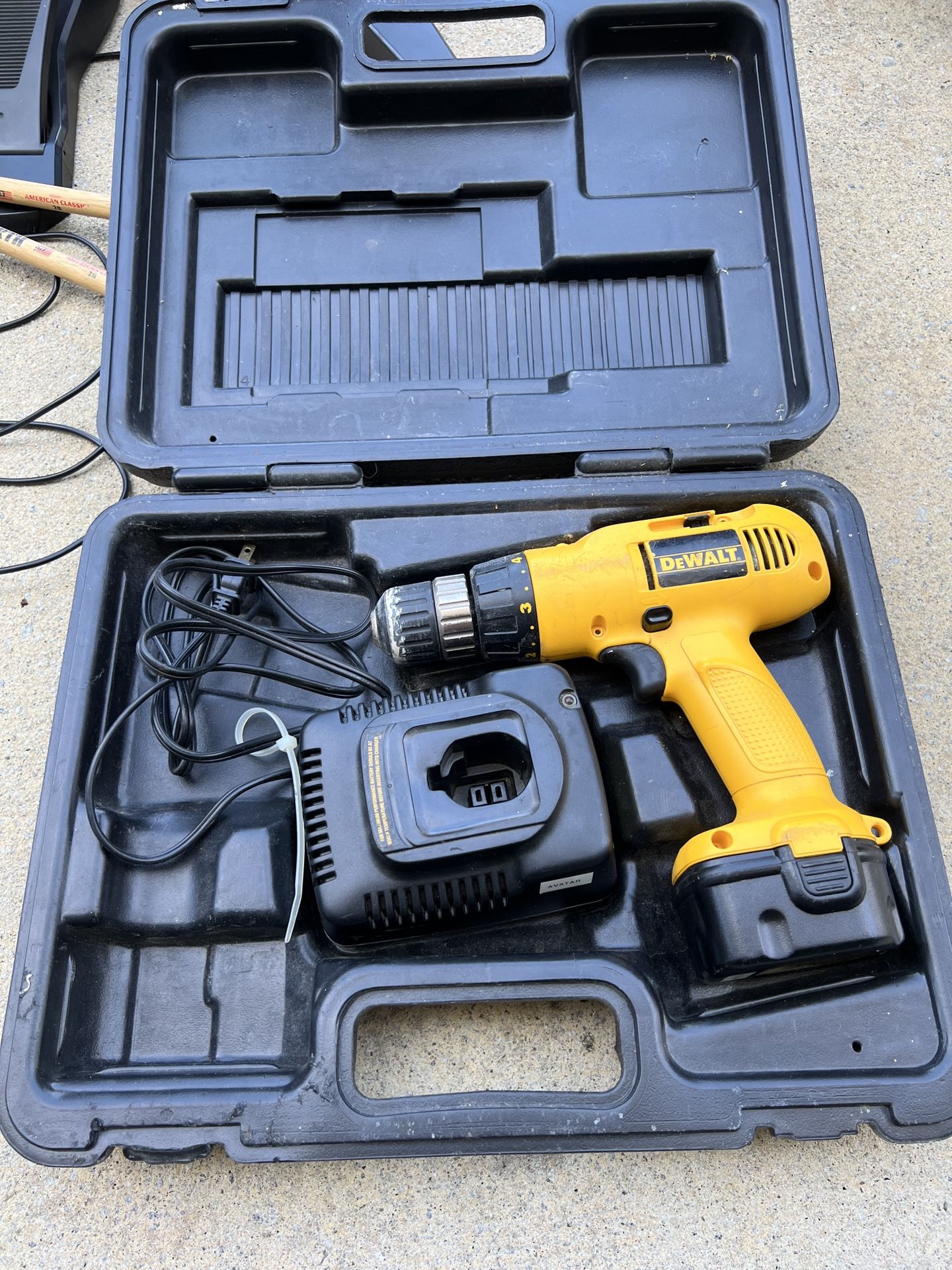 Dewalt 120v Cordless Drill 