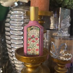 Gucci Flora