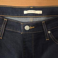 Levi’s 311 Shaping Skinny Jeans – Size 32, Dark Wash ✨