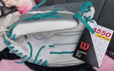 WILSON BASEBALL GLOVE