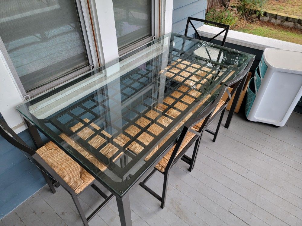Glasstop Metal Dining Table Set