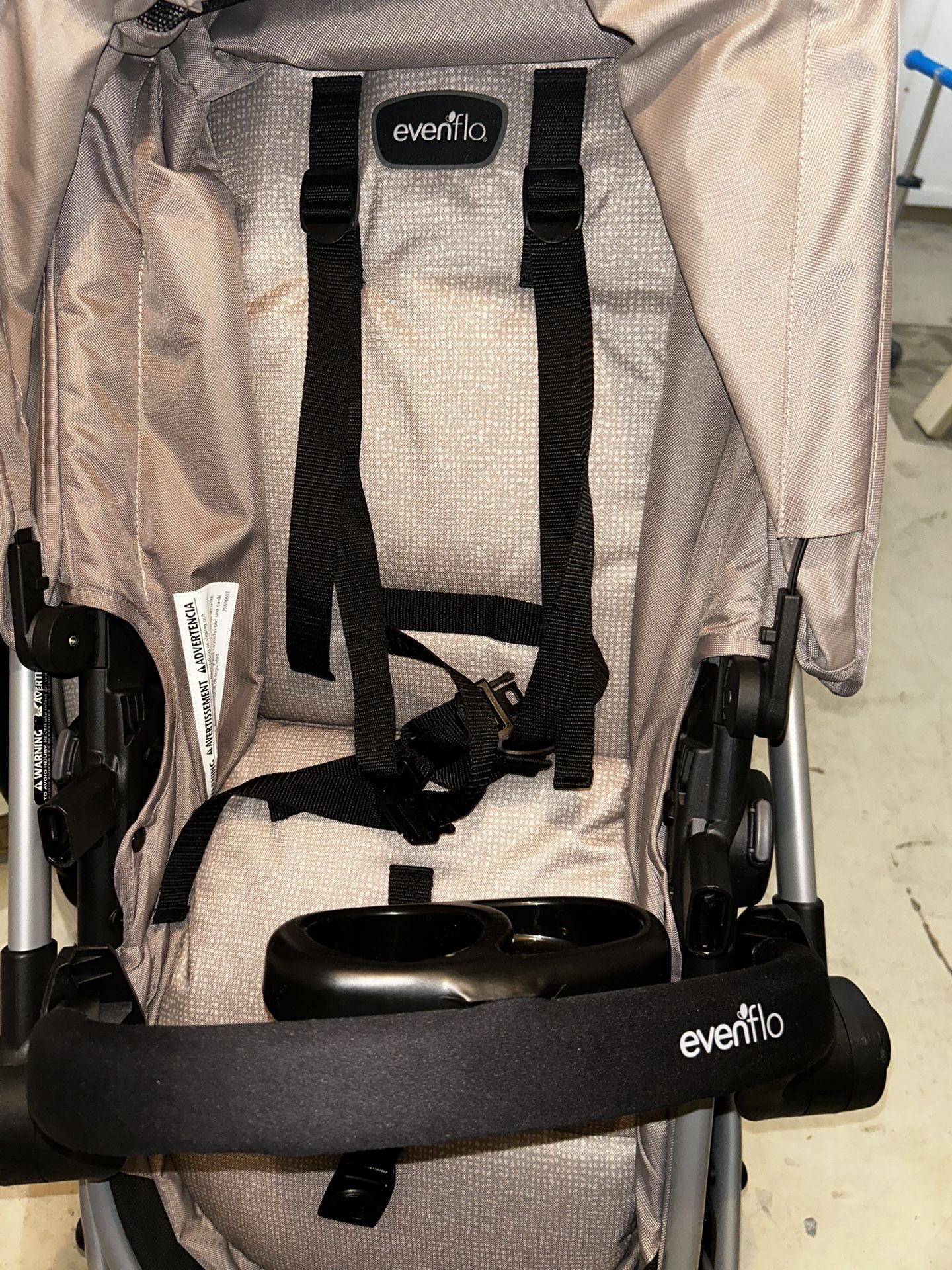 Evenflo Modular Pivot Travel System