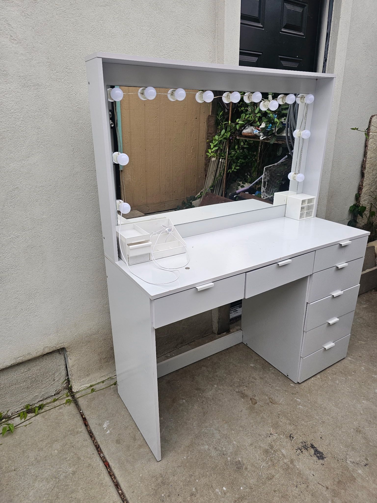 Makeup Vanity 