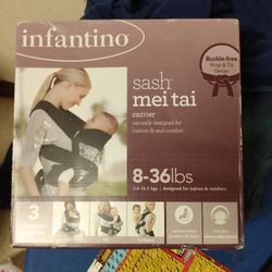 Infantino Sash Mei Tai Carrier