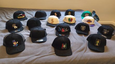 Snapback hats