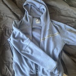 Blue nike tech 