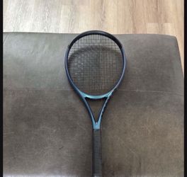 Wilson Tennis Racquet Ultra 100V4  4. 4 1/2 .