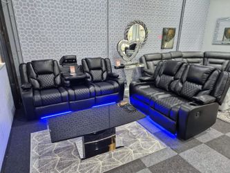Offers Living Room Set / Recliner Power / Black Phanter New