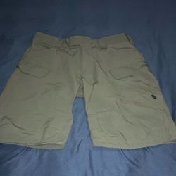 Men’s Shorts Army Green