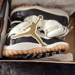 Jordan 11 Retro 8C
