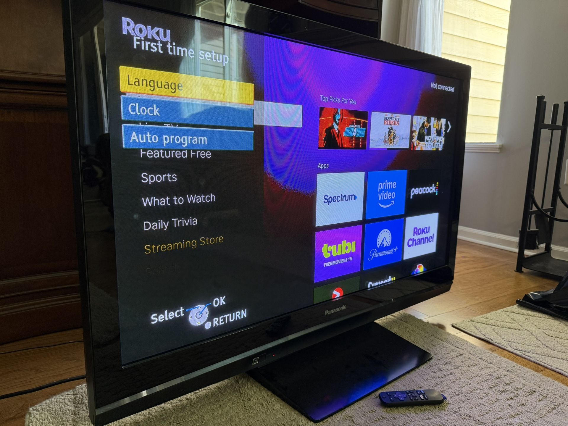 Panasonic 50” Tv with Roku