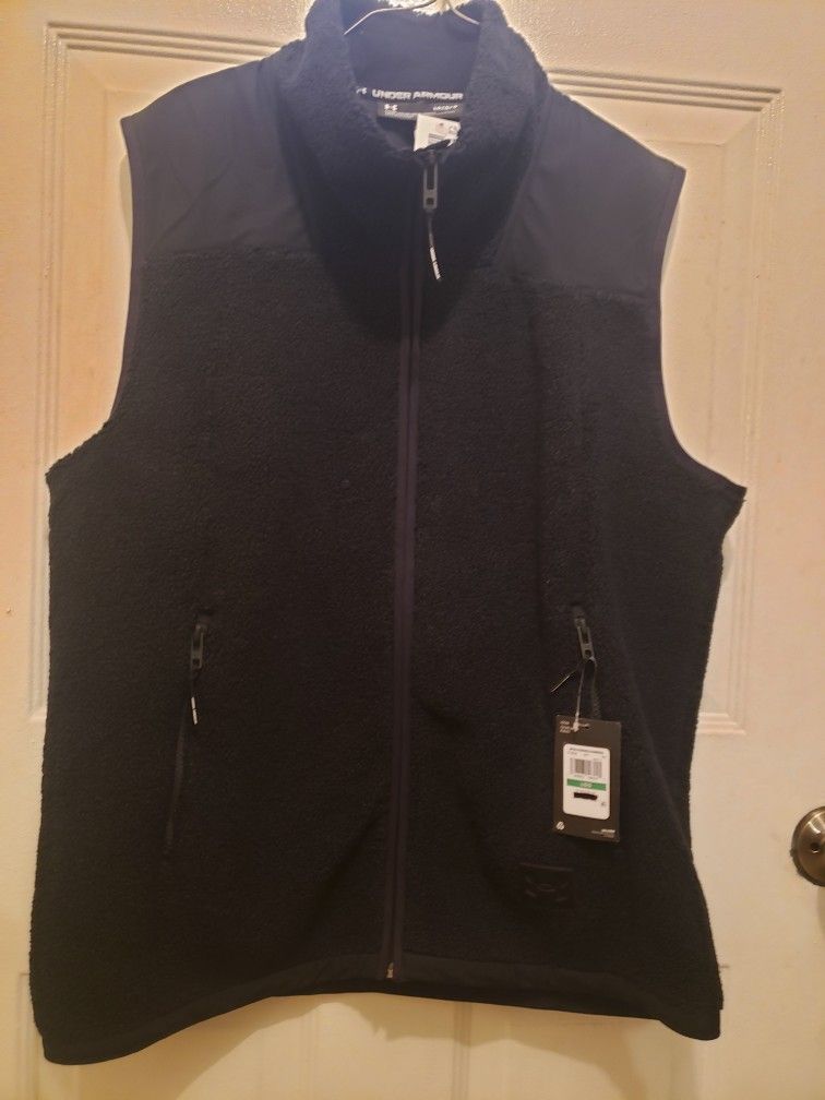 Under Armour Men’s Full Zip Vest Boucle Mission Fleece Tech Loose Fit  Sz L NWT