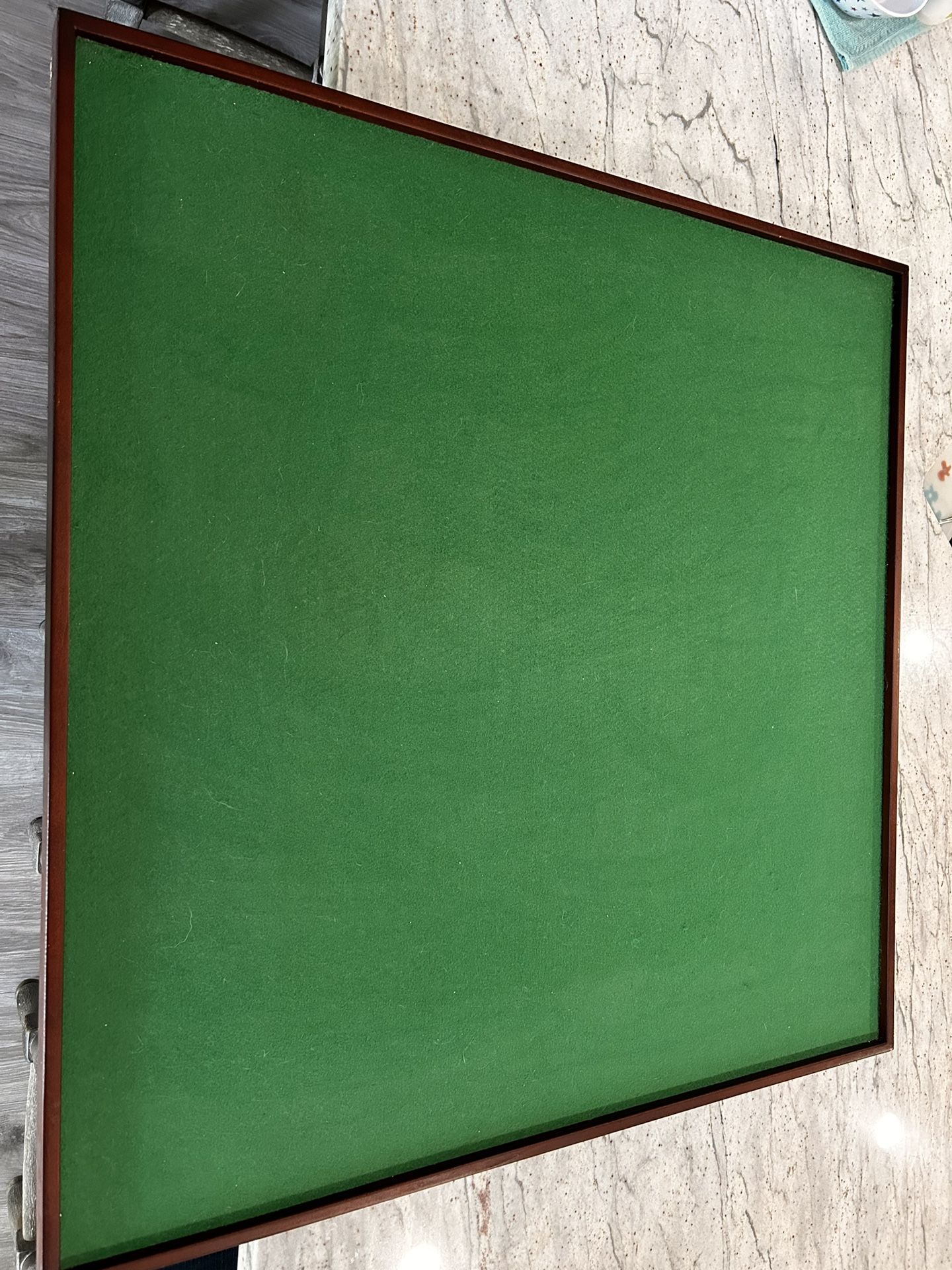 Swiveling Puzzle Board