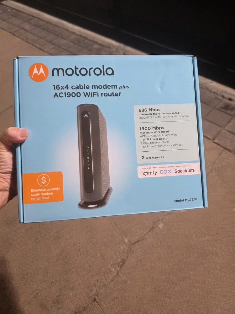 Motorola Router And Modem NEW IN BOX 