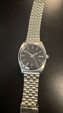 Nixon Watch
