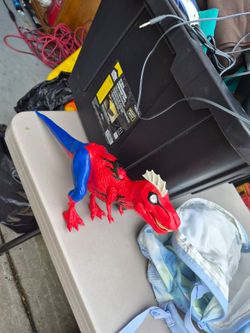 Hasbro mattel spider teamworks chomping dinosaur