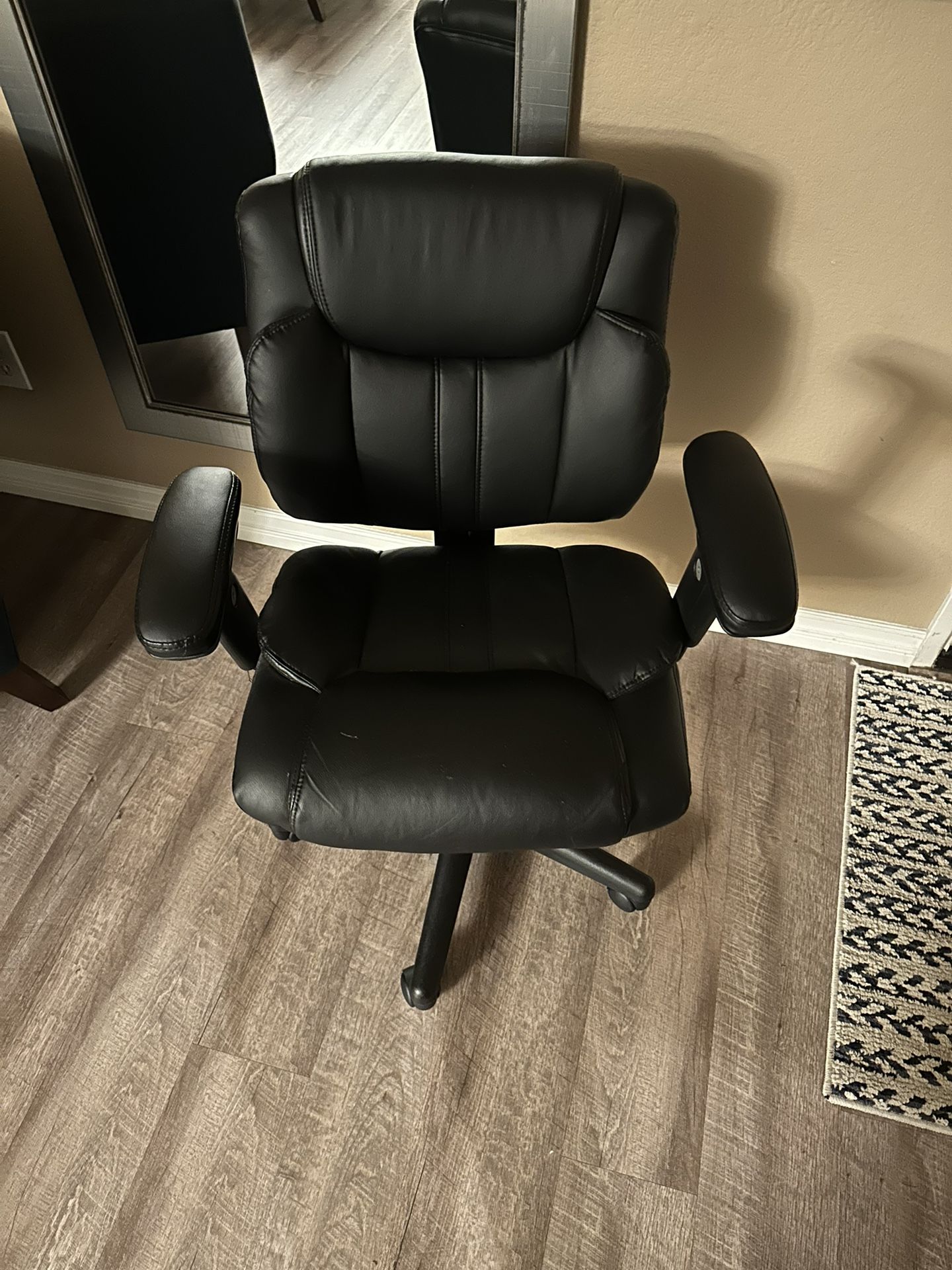 Office Or Gaming Chair 