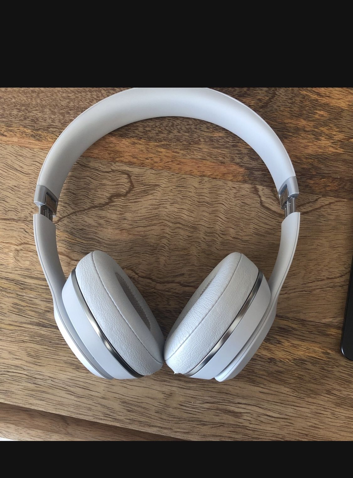 Beats Solo Wireless 3