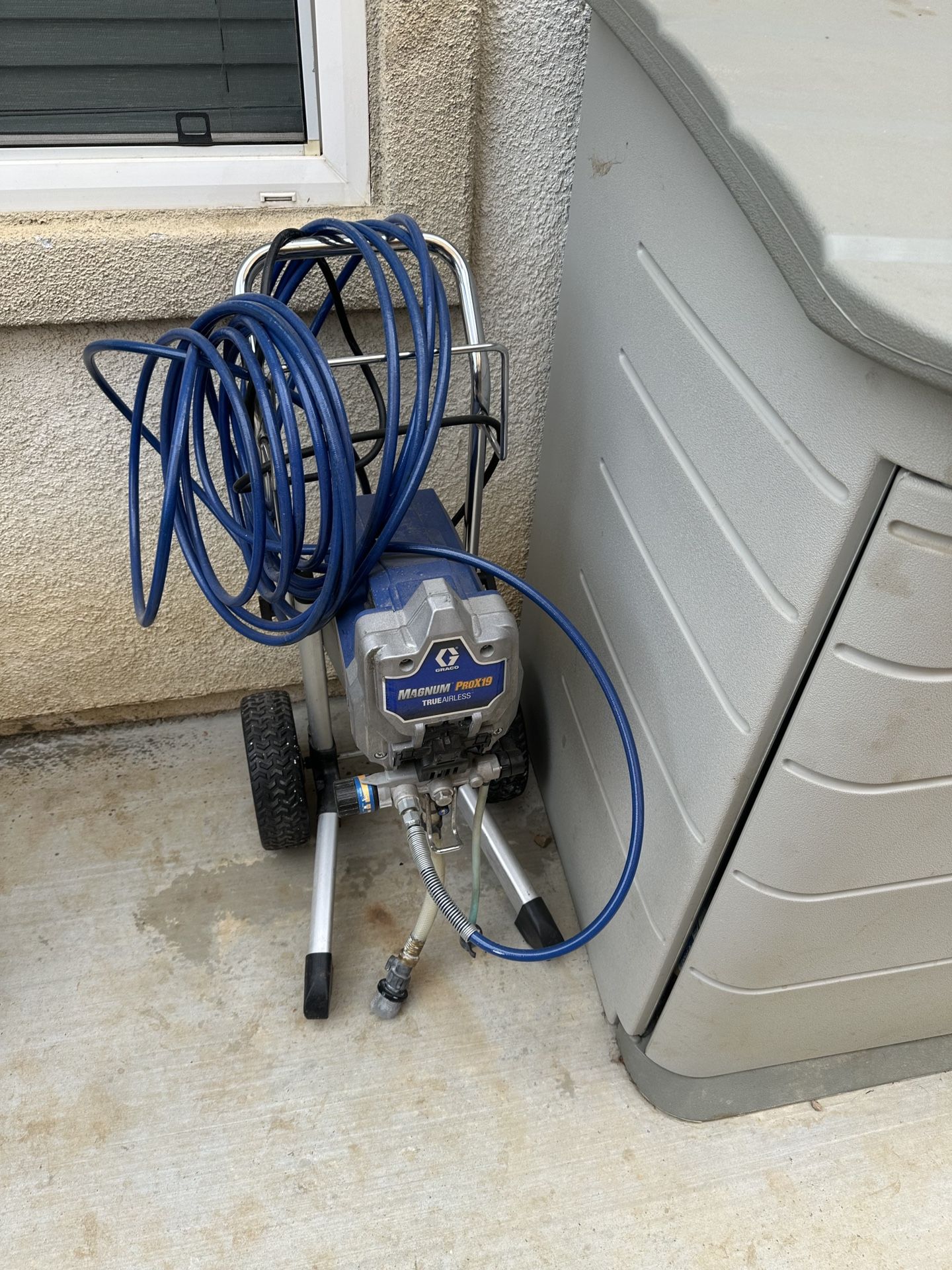 Graco Magnum ProX19 Cart Airless Paint Sprayer