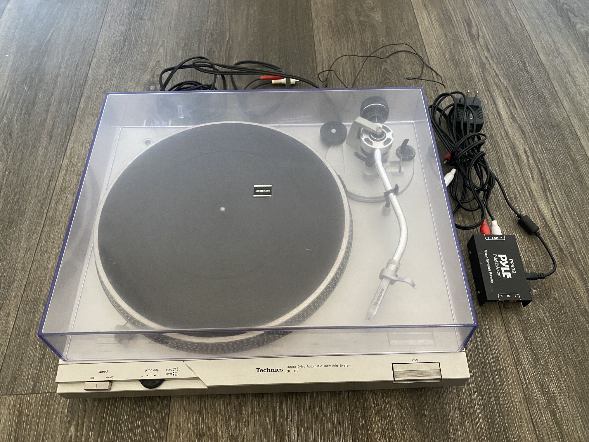 Technics SL-D2 Direct Drive Automatic Turntable System Record Player Vinyl Deck