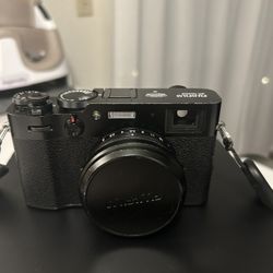 Fujifilm X100V