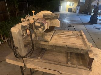 Brick cutter good condition