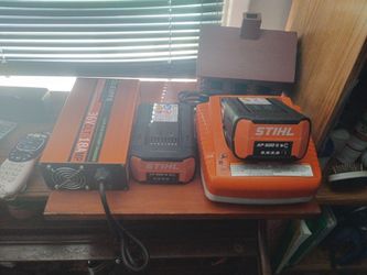 STIHL BATTERIES AP500 S/LEUPFS 36V 18 AMP LEAD BATTERY CHARGER