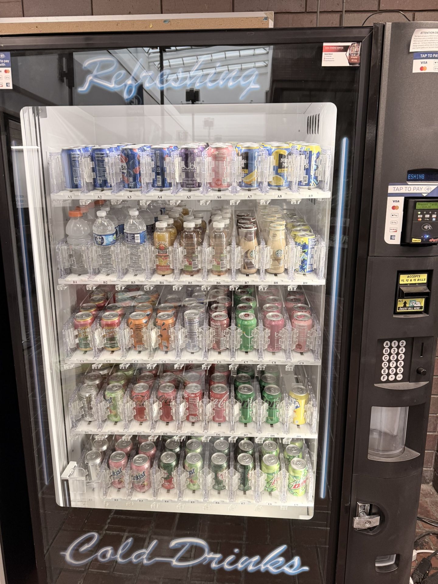 New Vending machine. (Drink)