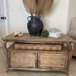 Accent Table