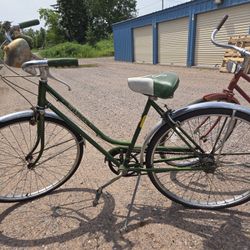 Vintage Girls Bicycle 