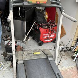 Treadmill 