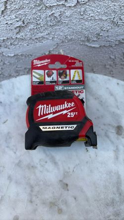Milwaukee Tape Measure