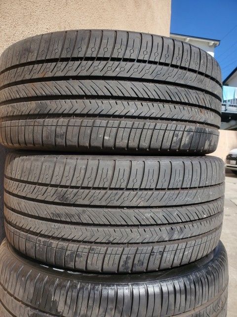 265-40-21:2 Michelin Pilot Sport A/S4