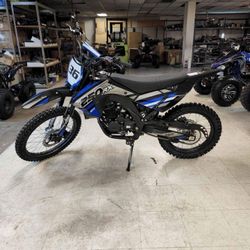 Apollo 250cc Dirt Bike