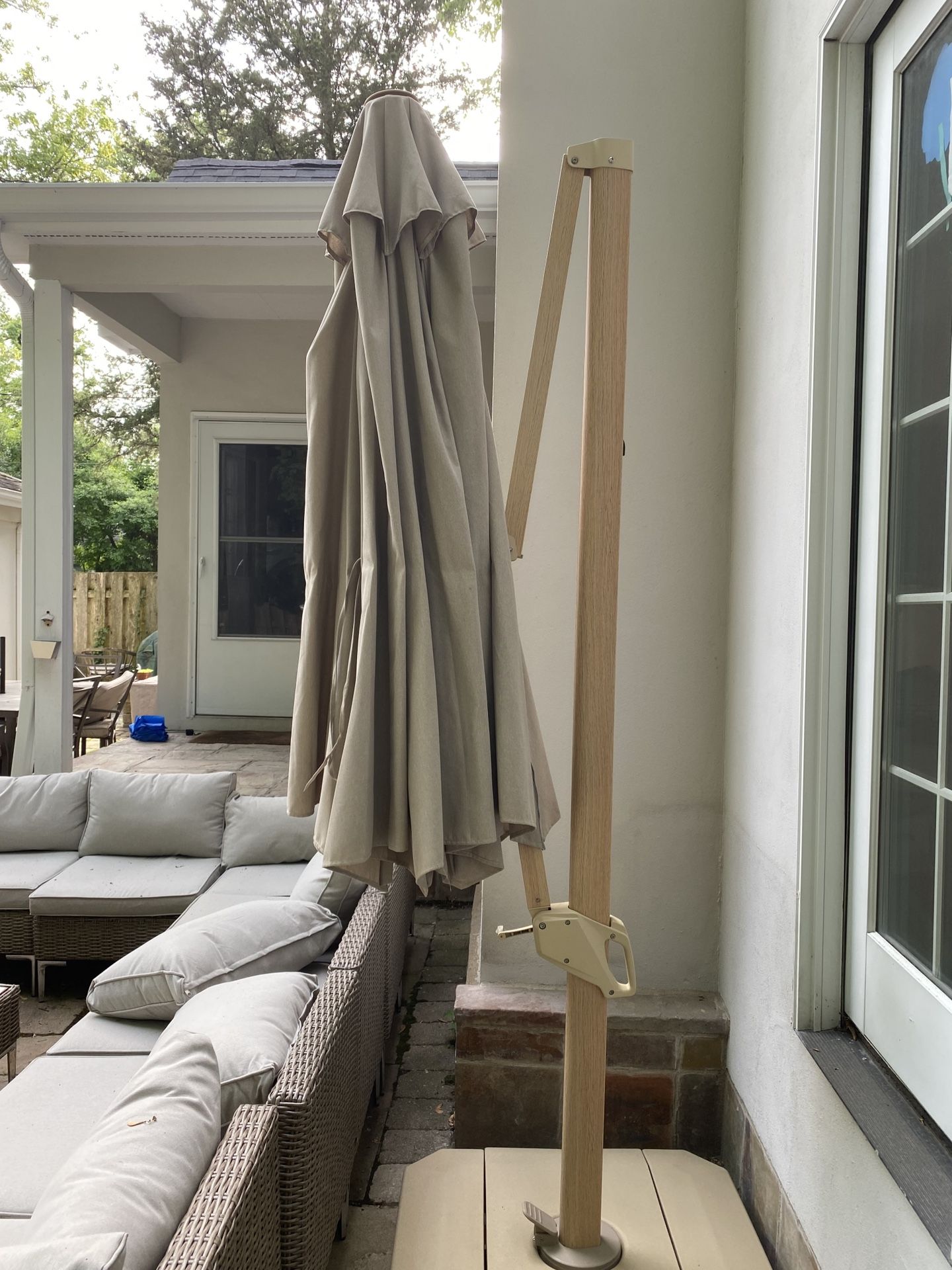 Patio Umbrella 11' x 11' DuraSeason Fabric(tm) Offset Patio