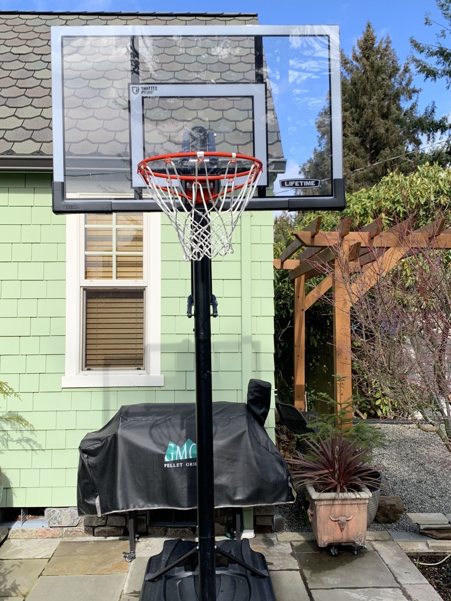 Lifetime 52” Portable Basketball Hoop