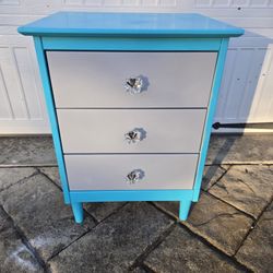 Adorable Side Table Nightstand 
