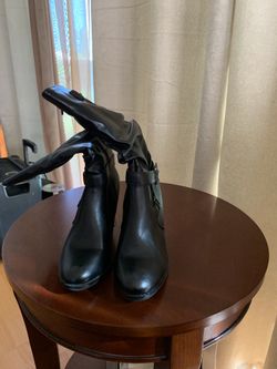 Black boots new