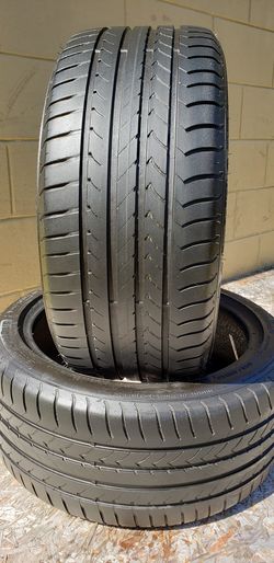 (2) 255/40/18 GOODYEAR 97% TREAD BMW MERCEDES LEXUS