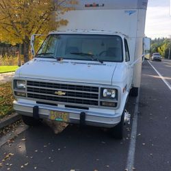 1995 Chevy G 30 Box Truck  6.5 Diesel 