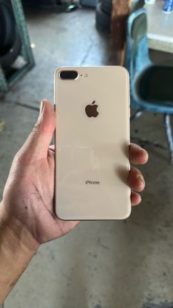 iPhone  8 Plus