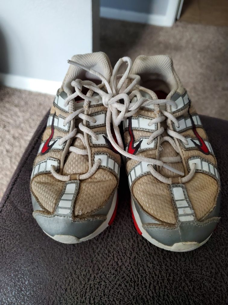 Nike kids size 9c
