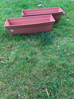 Planters . 2- for $5