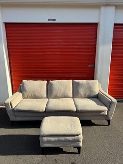 (Free Delivery) Palliser Balmoral Sofá Couch and Ottoman