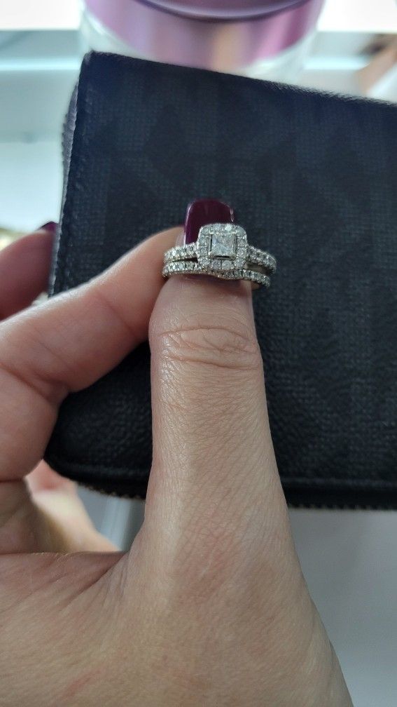 Neil Lane Bridal Ring Set